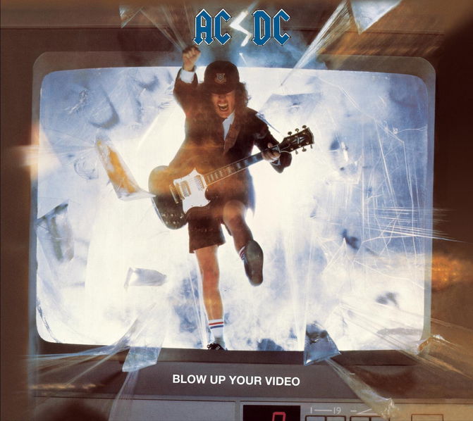 AC/DC: Blow Up Your Video-696998021211