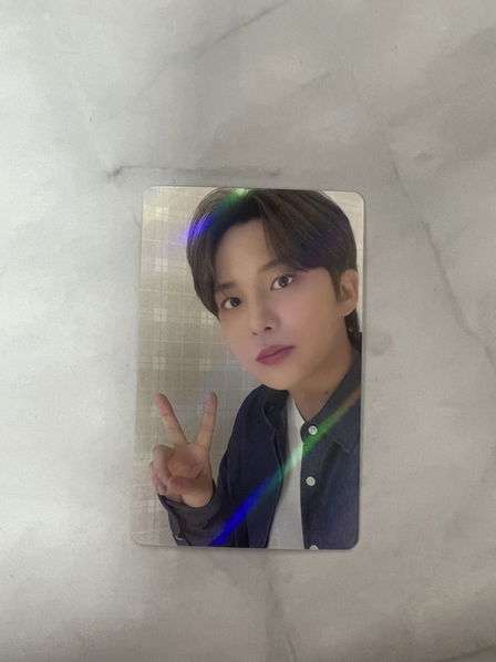 Ateez: 1St Photobook: Ode To Youth: Holografic Photocard-