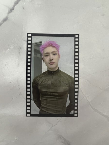 Ateez: The World: Outlaw: Sound Wave Benefit - Film Photo Card-