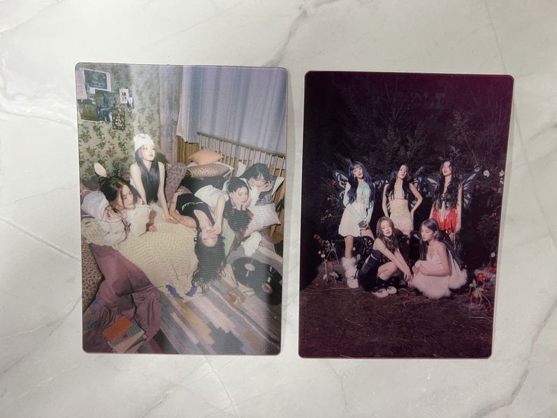 G I-DLE: I Feel: Lenticular Group Photo-GIDLEIFEELLENT