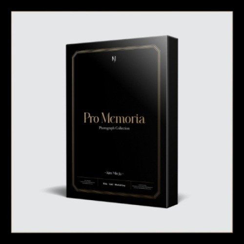 Kim Min Ju: Photobook: Pro Memoria (Limited Edition)-8804775250385