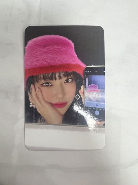 Loossemble: Loossemble: Aladin Photocard-