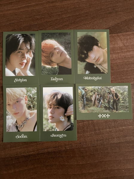 Tomorrow X Together (TXT): The Name Chapter: Temptation Photo Card-TXTTEMPPHOTO