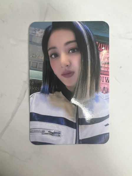 Twice: Ready To Be: JYP Shop Photocard-