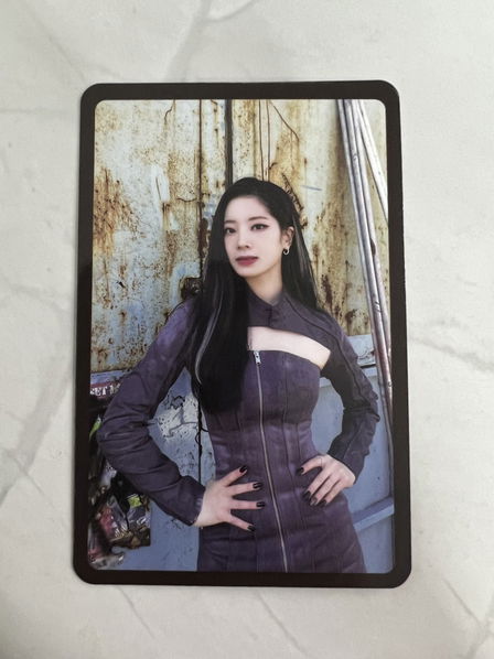 Twice: Ready To Be: Photocard BE-