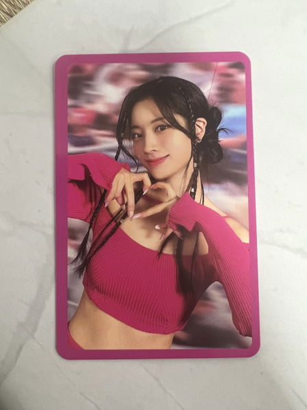 Twice: Ready To Be: Photocard READY-