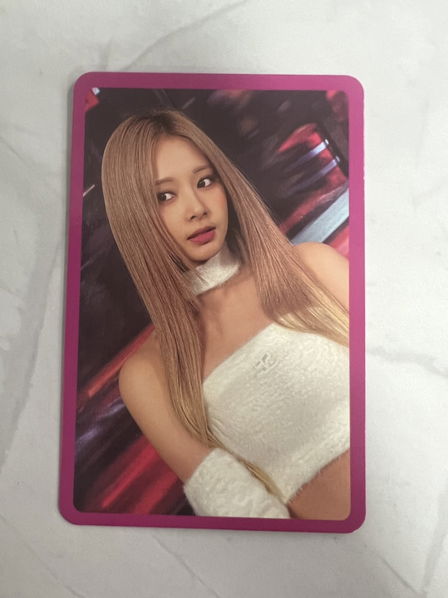 Twice: Ready To Be: Photocard READY-