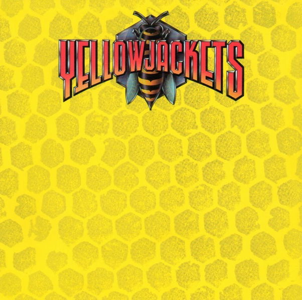 Yellowjackets: Yellowjackets-8718627235553